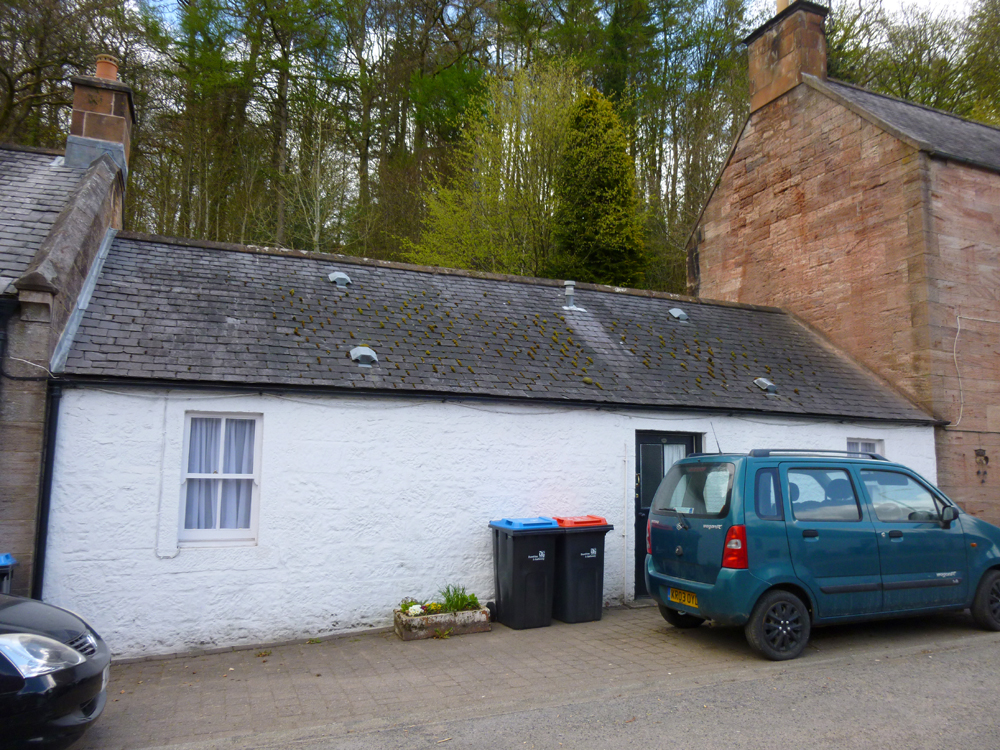 35 Carronbridge, Thornhill, DG3 5AY Pollock and McLean