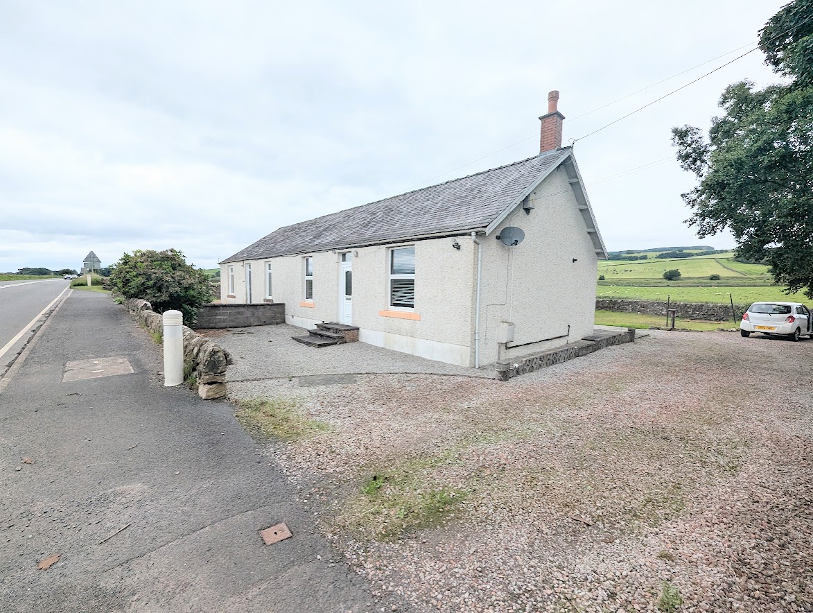 North Farm Cottage, Gateside, Sanquhar, DG4 6JP - Pollock and McLean